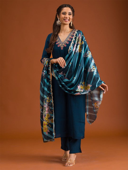 Floral Yoke Design Regular Straight Kurta with Trousers & Dupatta